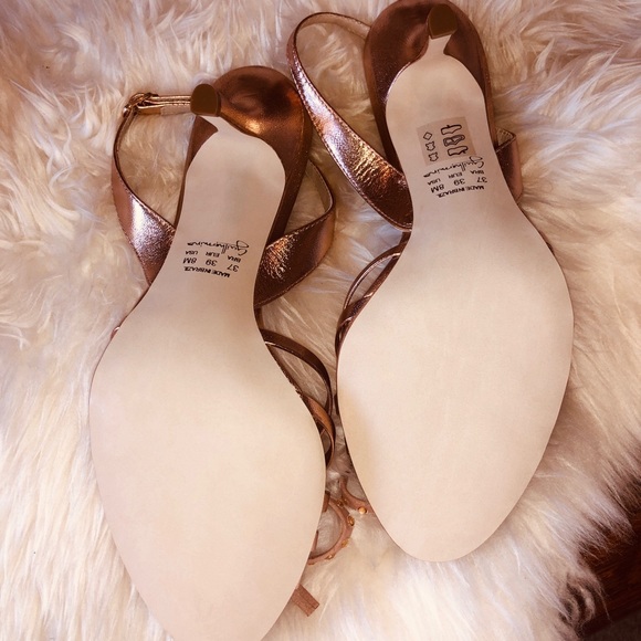 NWB Anthropologie Rose Gold Sandal - Picture 3 of 7